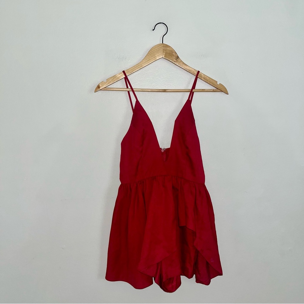 San Joy Plunging Neck Romper Sz M